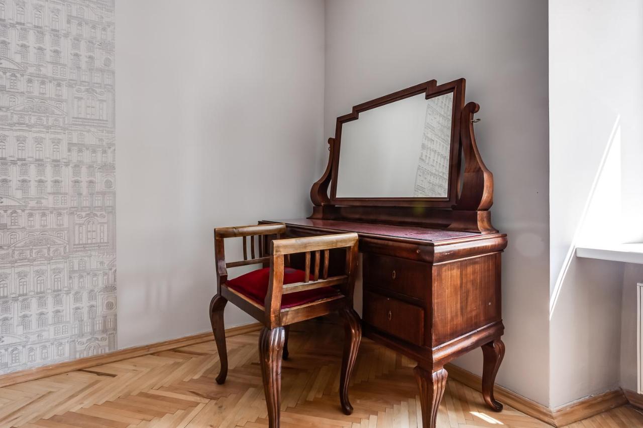 Four Bedrooms Apartment In The Heart Of Lviv Dış mekan fotoğraf