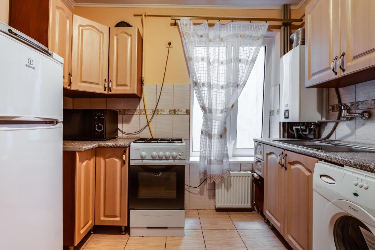 Four Bedrooms Apartment In The Heart Of Lviv Dış mekan fotoğraf